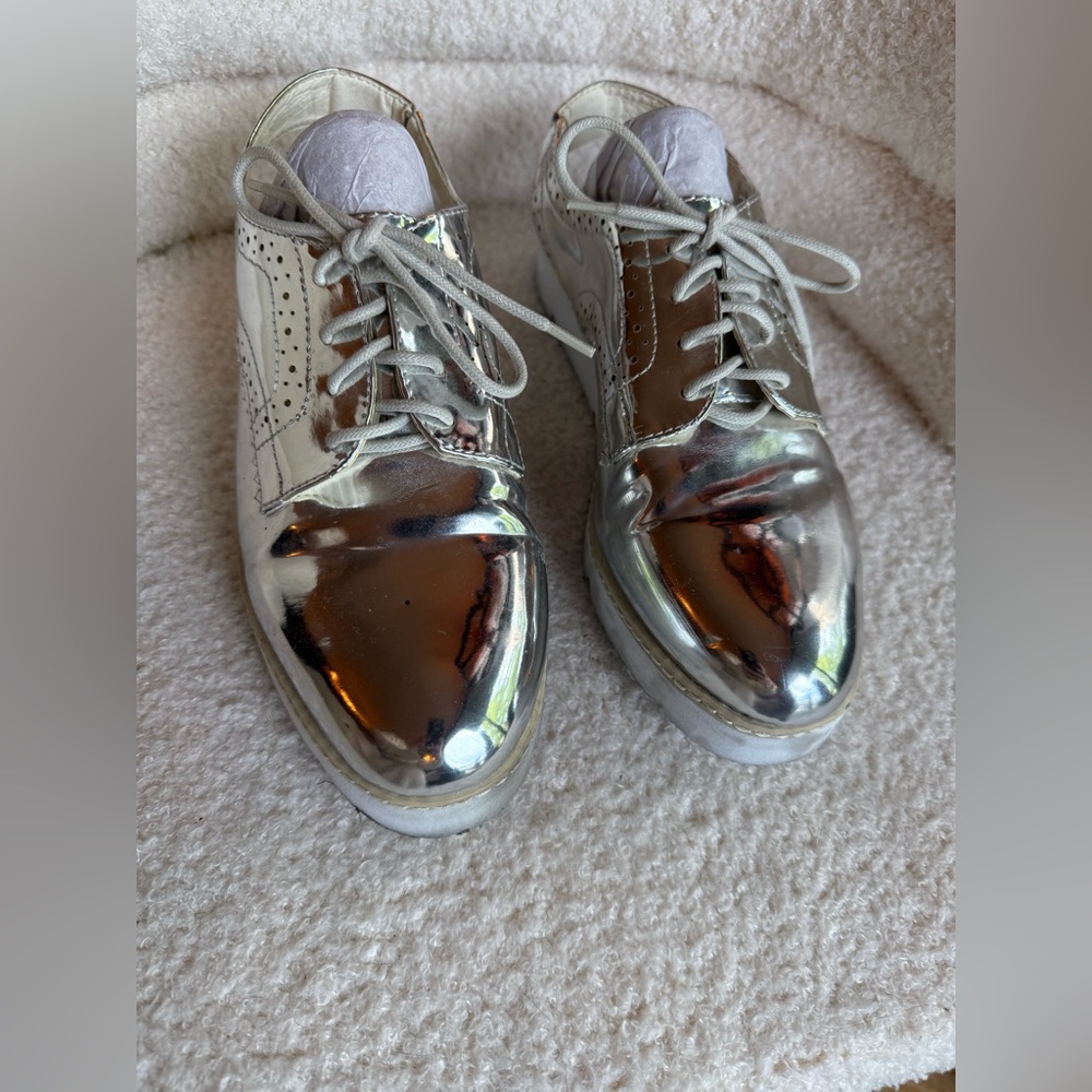 Qupid silver patent leather sling back loafer
